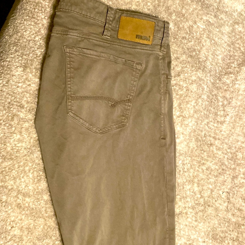 Mavi Zach Straight Leg Pant
38 | Olive